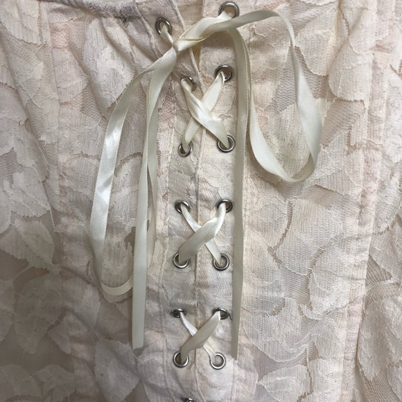Cream Lace Lace-up corset size small - Picture 4 of 4
